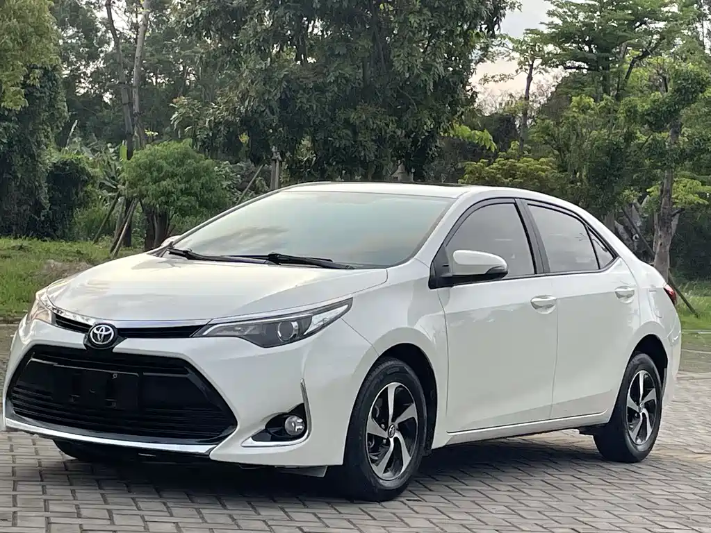 Toyota Levin 2018 — фото 2