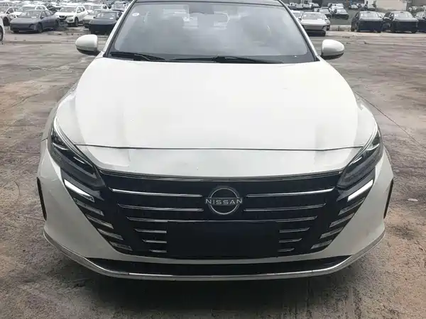 Nissan Teana 2023