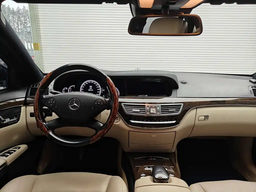 Mercedes-Benz S-Class 2011 — фото 12