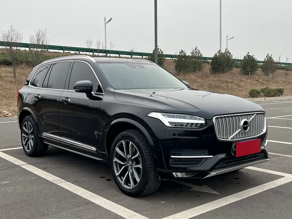Volvo XC90 2019 — фото 3
