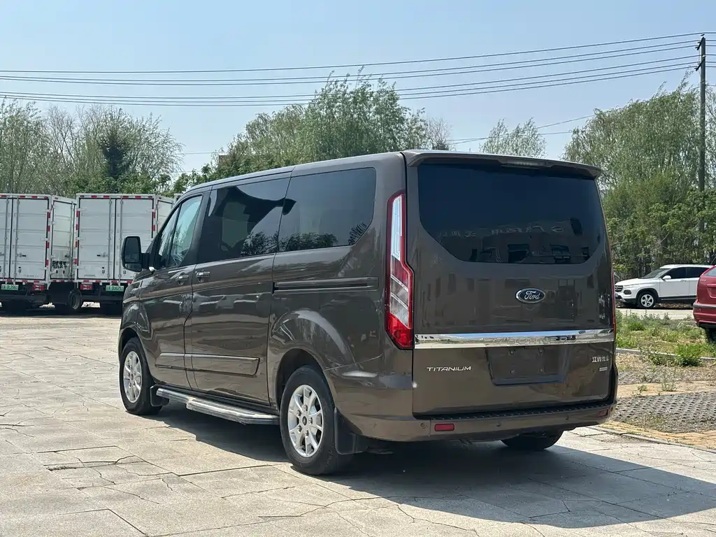 Ford Tourneo 2016 — фото 9