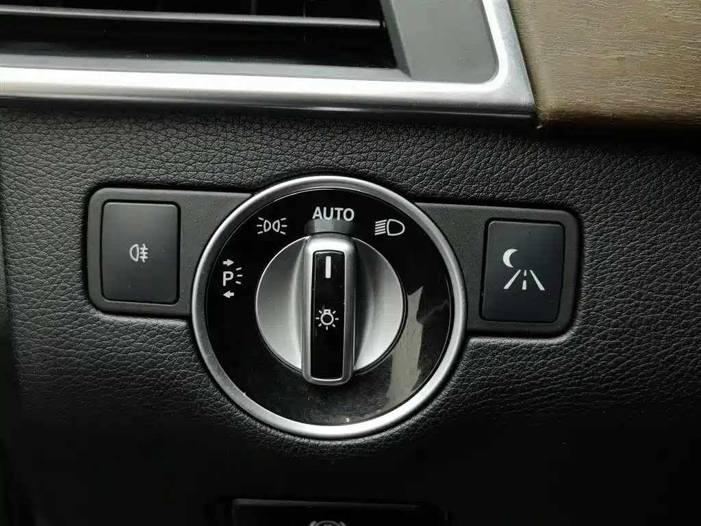 Mercedes-Benz GL-Class 2015 — фото 21