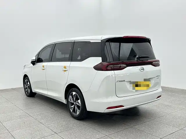 GAC Trumpchi M6 2024 — фото 4