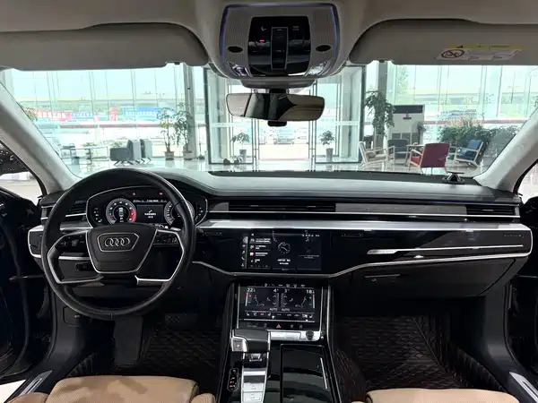 Audi A8 2021