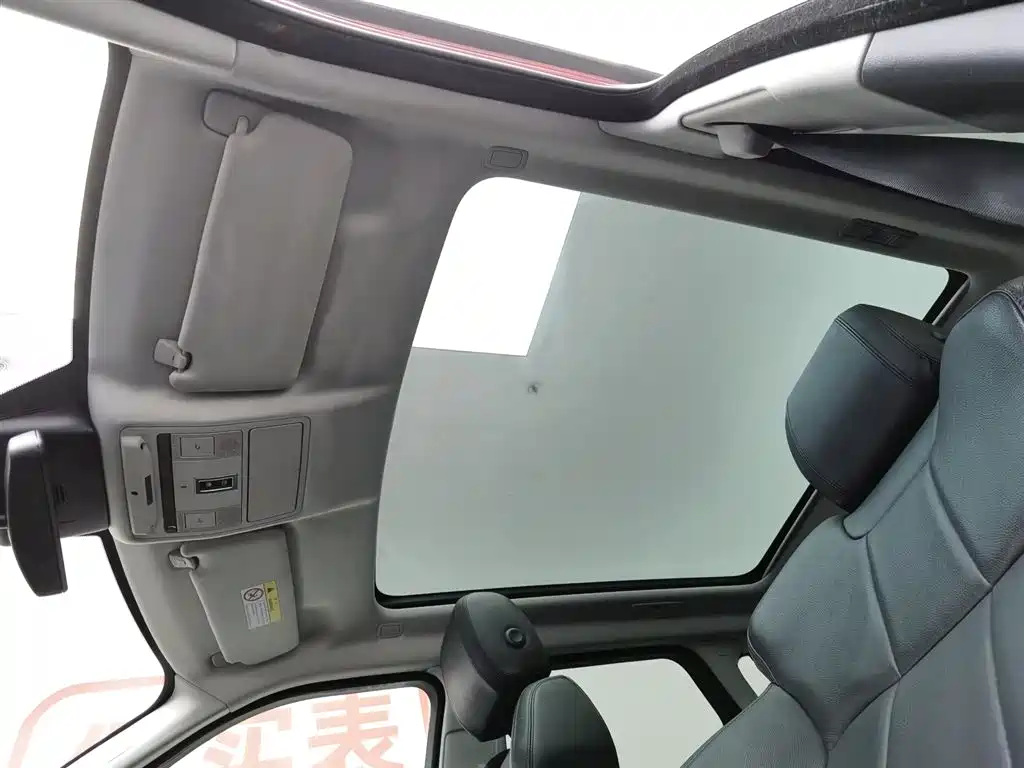 Land Rover Evoque 2017 — фото 14