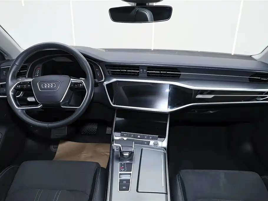 Audi A7L 2024 — фото 26