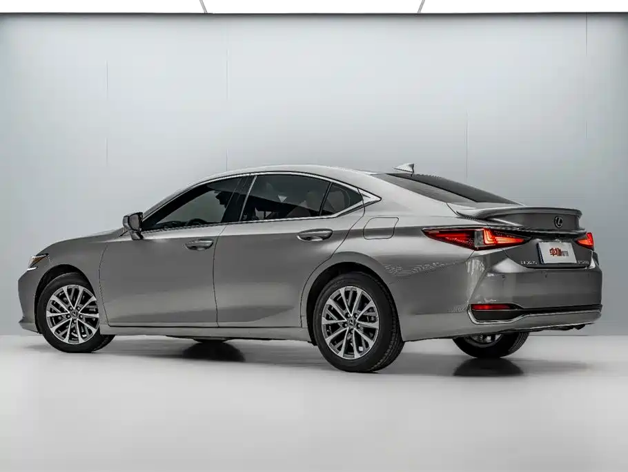 Lexus ES 2023 — фото 5
