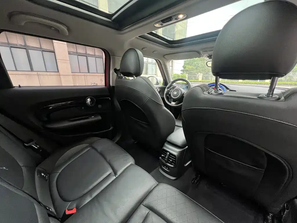 MINI Clubman 2023 — фото 13