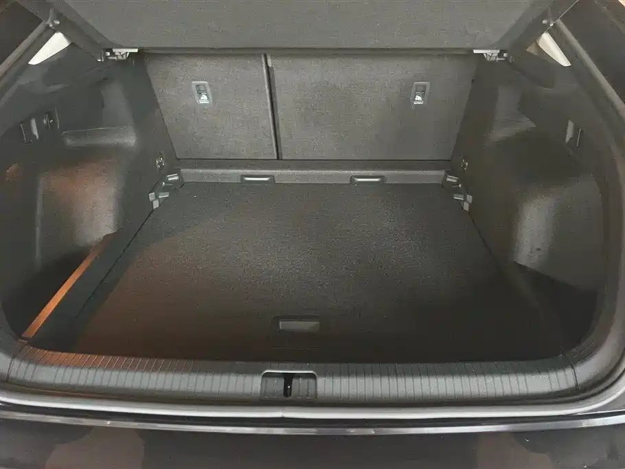 Volkswagen Tiguan X 2021 — фото 4