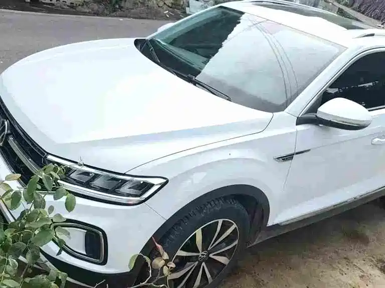 Volkswagen T-Roc 2023