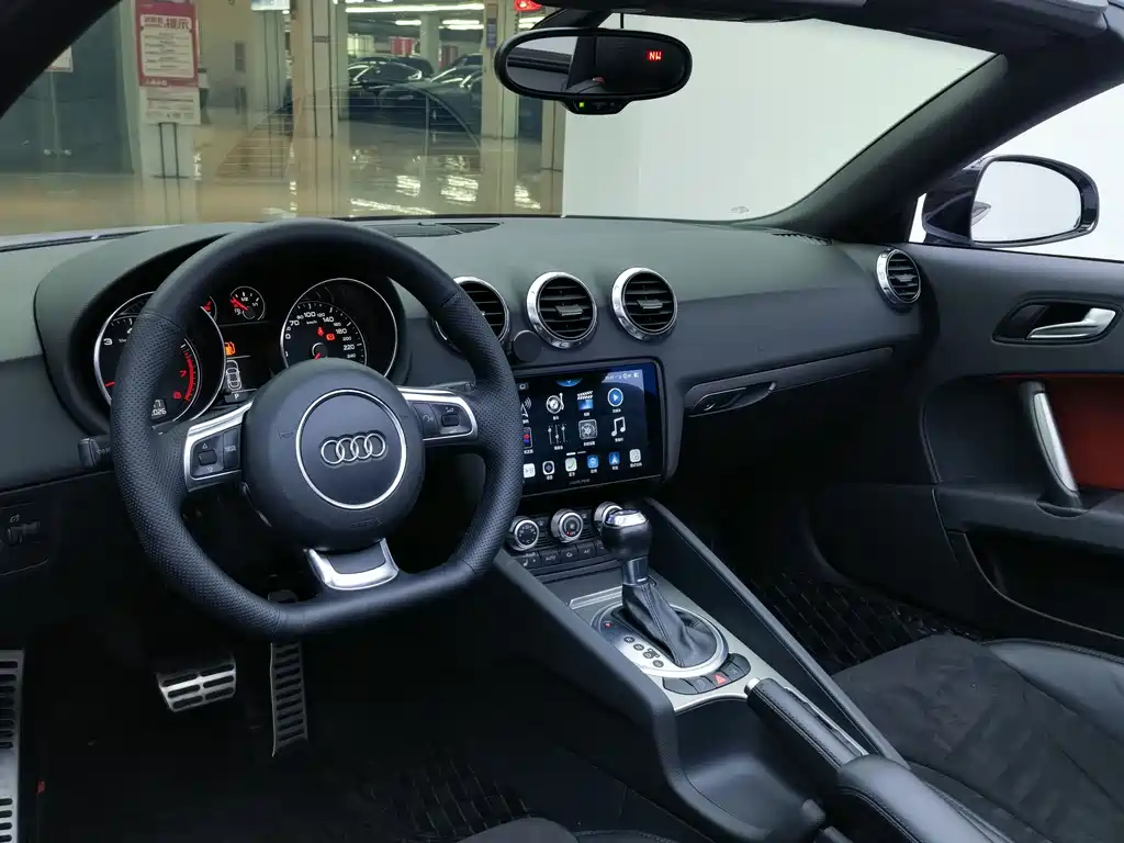 Audi TT 2015 — фото 4