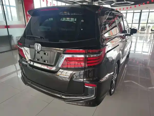 Honda Elysion 2021