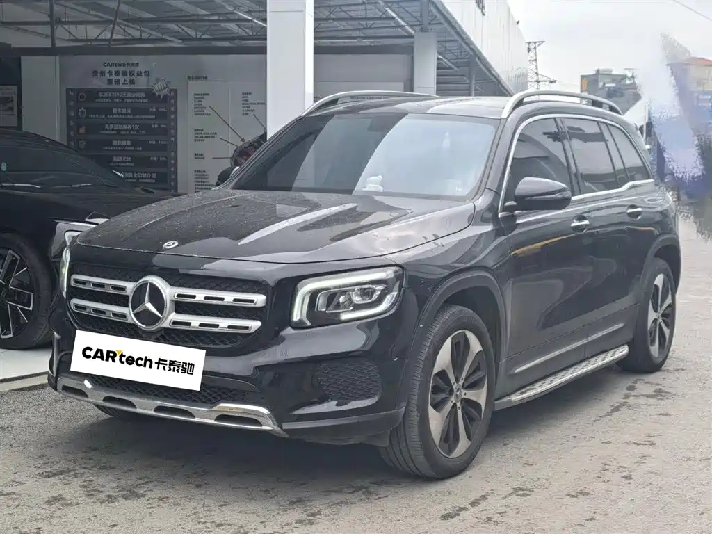 Mercedes-Benz GLB 2023 — фото 1