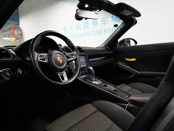 Porsche 718 2022