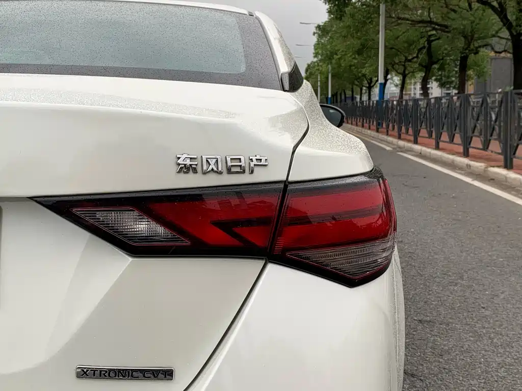 Nissan Sylphy 2020 — фото 10