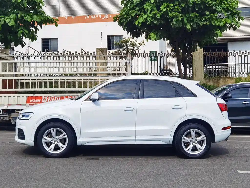 Audi Q3 2018 — фото 3