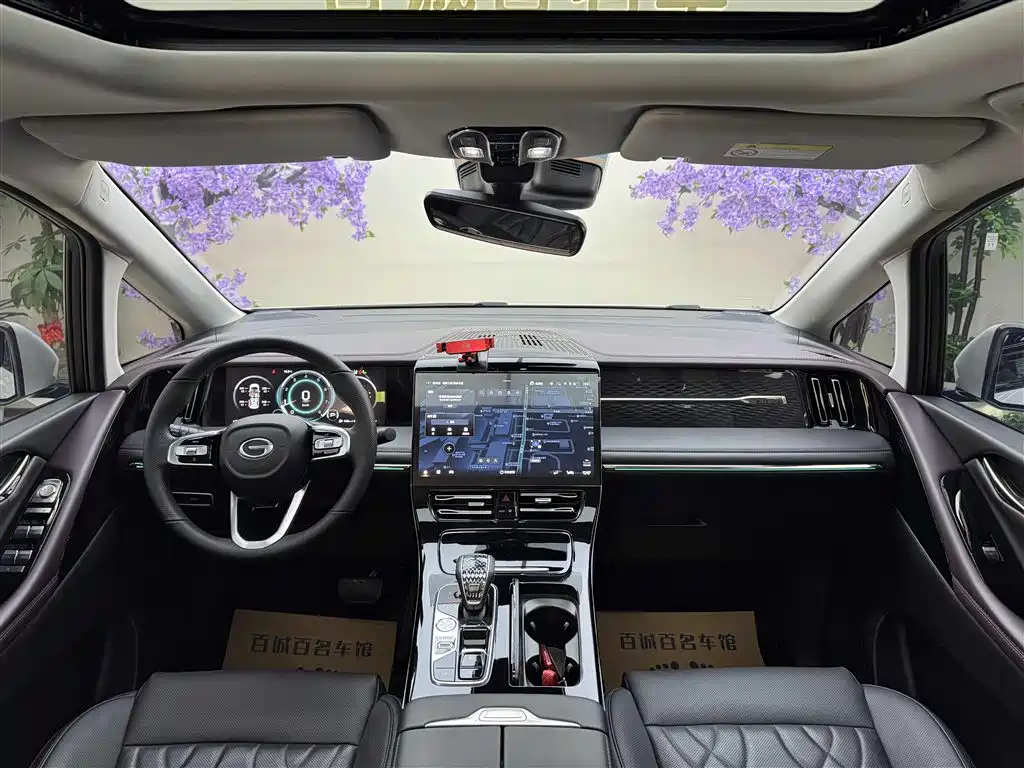 GAC Motor Trumpchi M8 2024 — фото 17