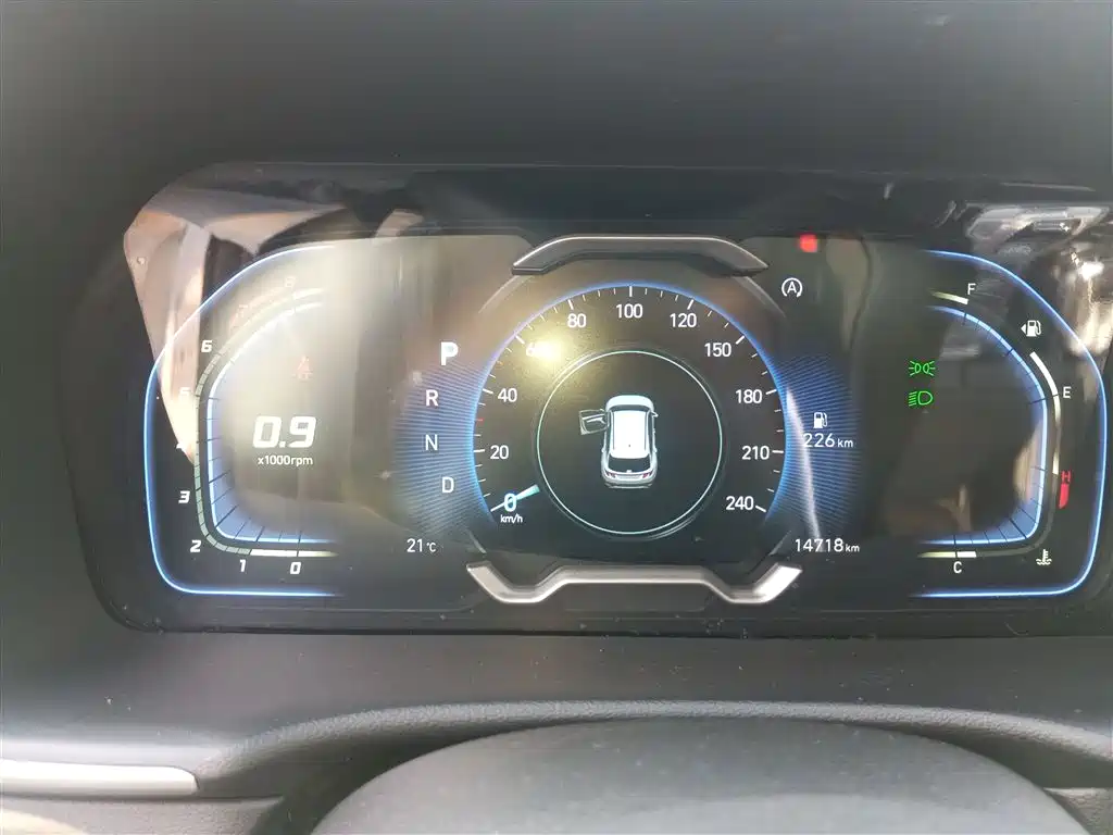 Hyundai Tucson 2023 — фото 12