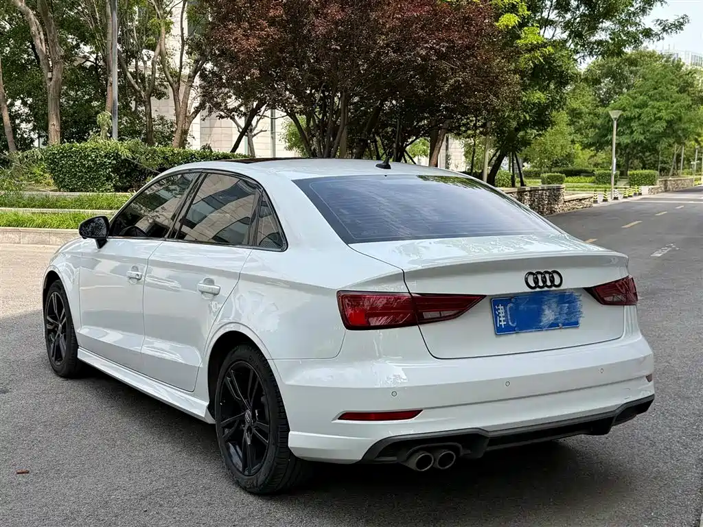 Audi A3 2020 — фото 2