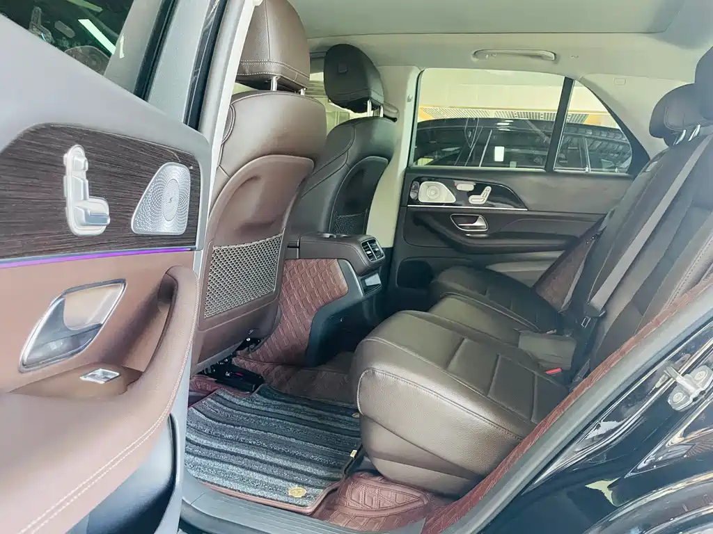 Mercedes-Benz GLE 2019 — фото 10