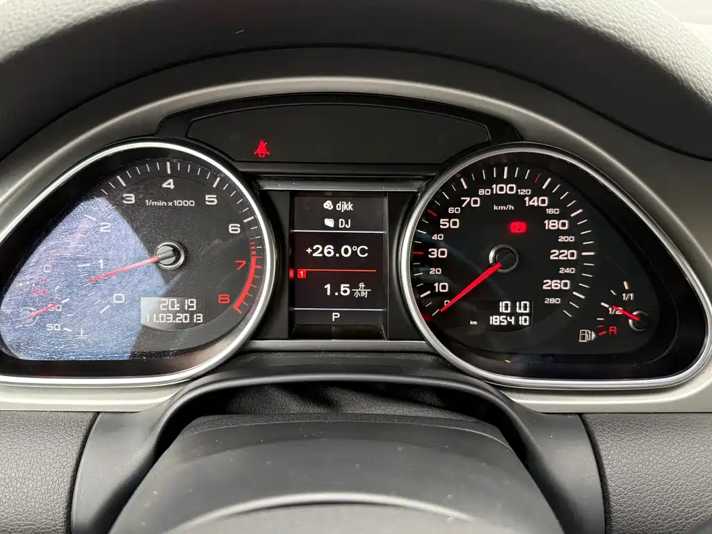 Audi Q7 2015 — фото 9