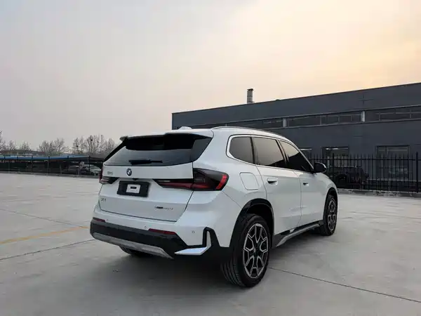 BMW X1 2025
