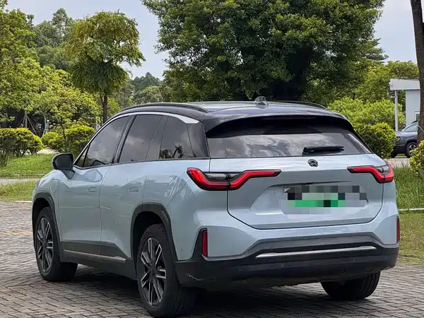 NIO ES6 2020