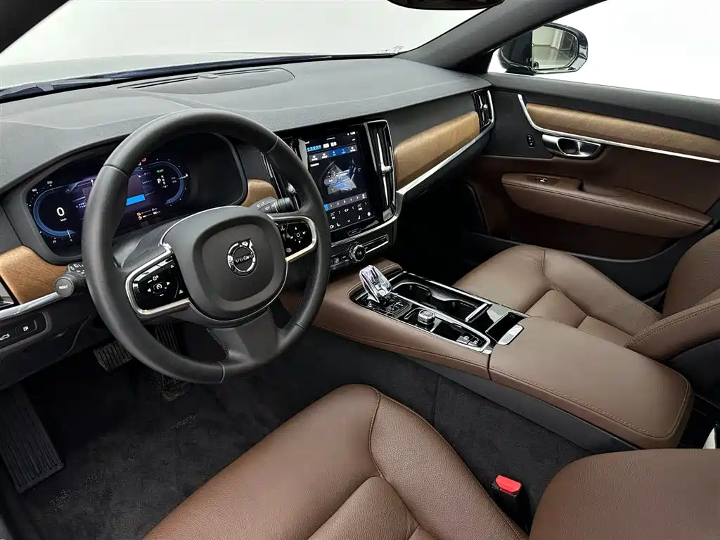 Volvo S90 PHEV 2024 — фото 16