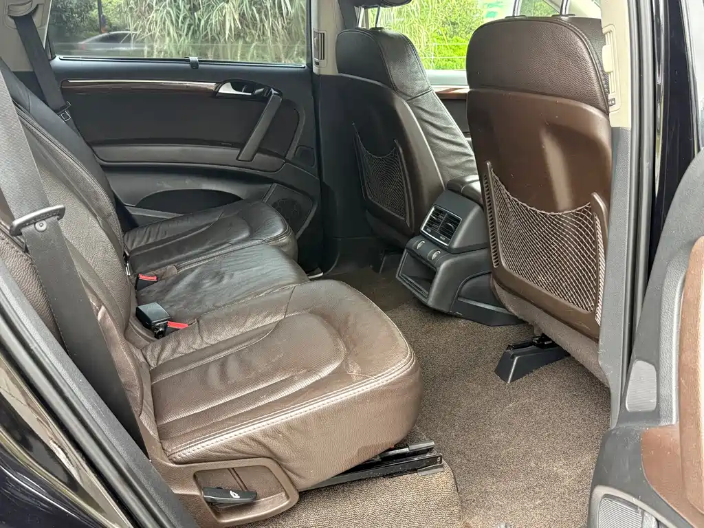 Audi Q7 2015 — фото 25