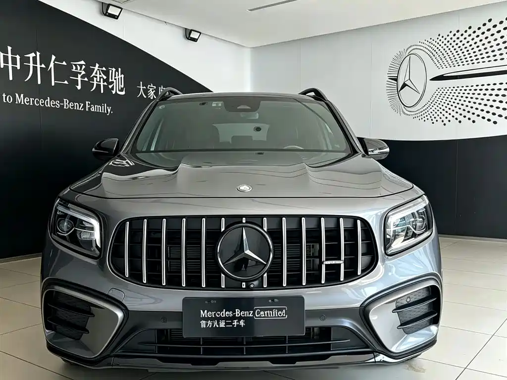 Mercedes-Benz GLB AMG 2024 — фото 2