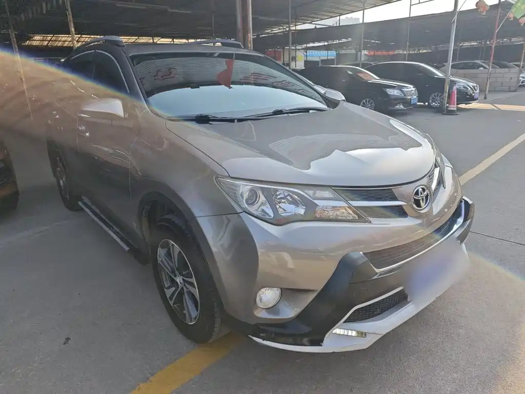Toyota RAV4 2016