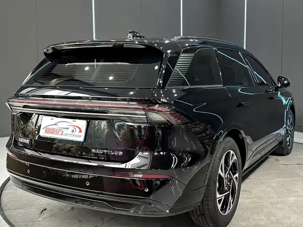 Lincoln Nautilus 2025