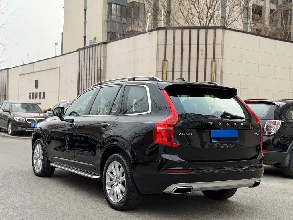 Volvo XC90 2017 — фото 6