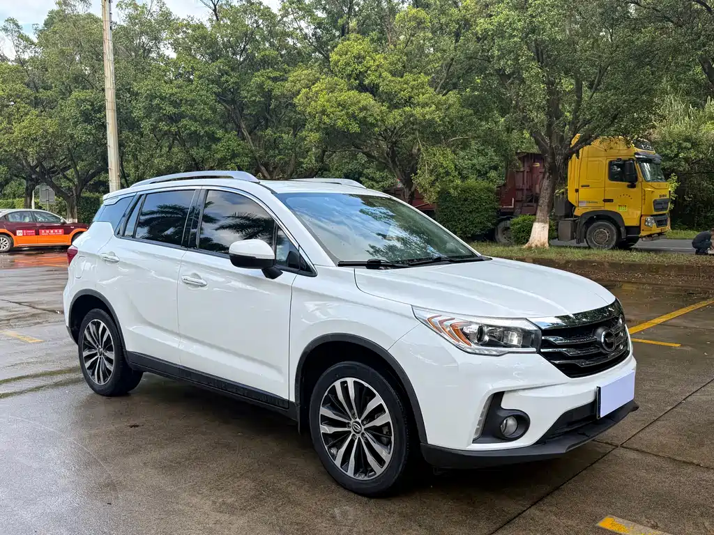 GAC Motor Trumpchi GS4 2016