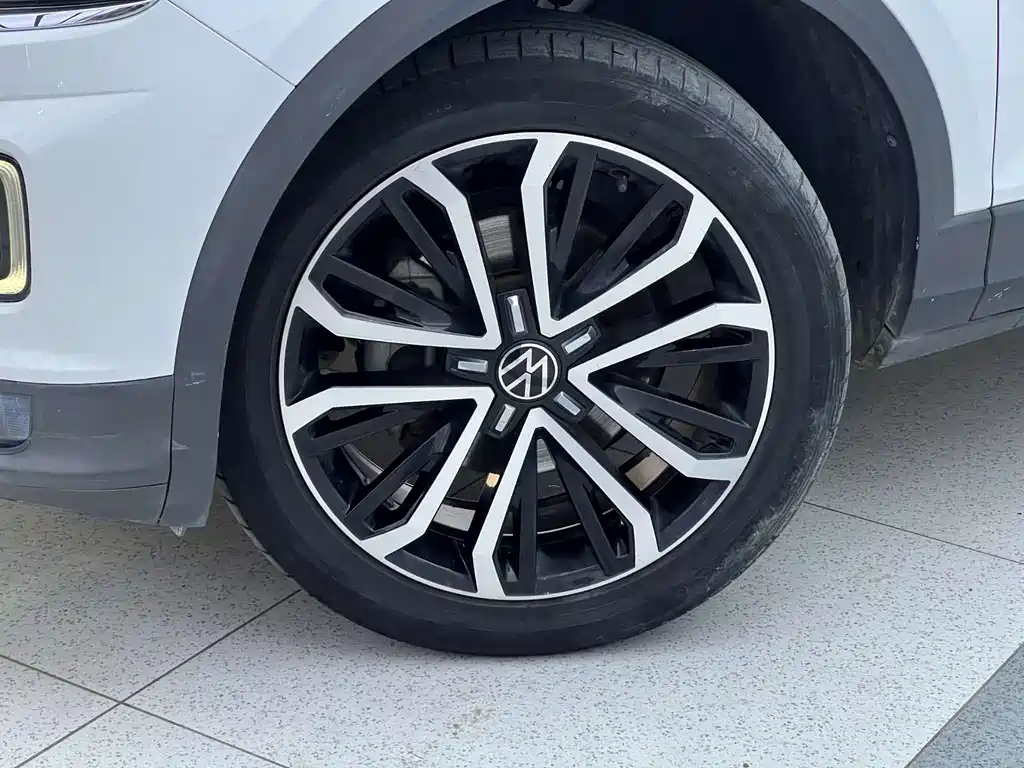 Volkswagen T-Roc 2022 — фото 20