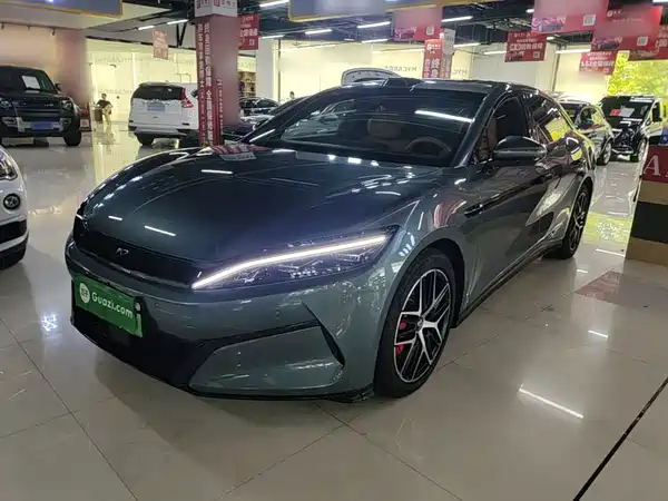 BYD Han L 2025