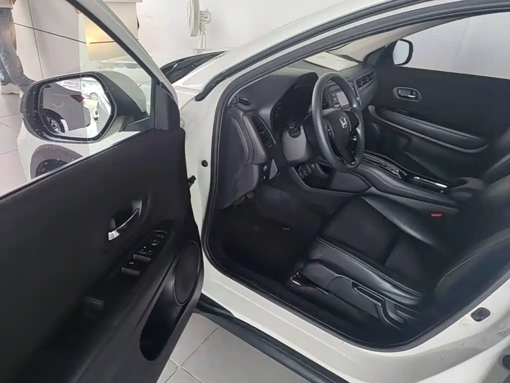 Honda Vezel 2017 — фото 16