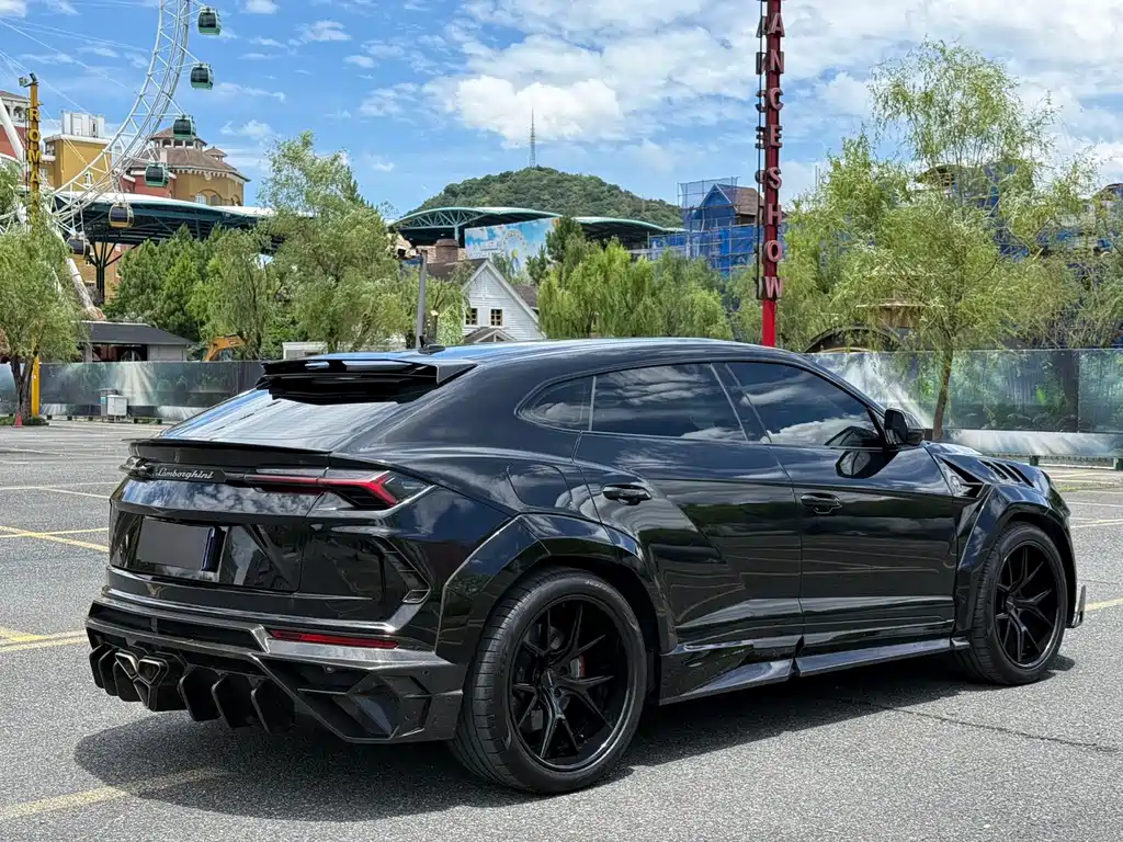 Lamborghini Urus 2021 — фото 3