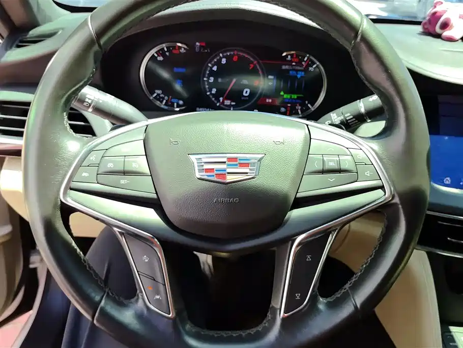 Cadillac CT6 2019 — фото 15