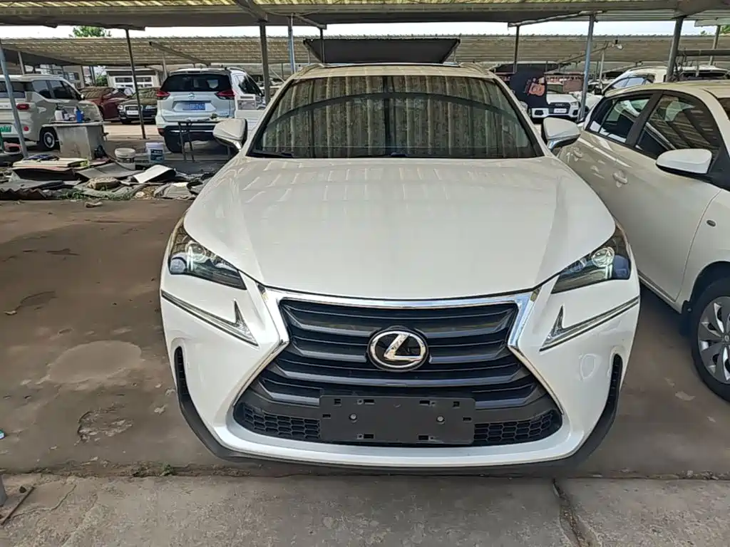 Lexus NX 2015