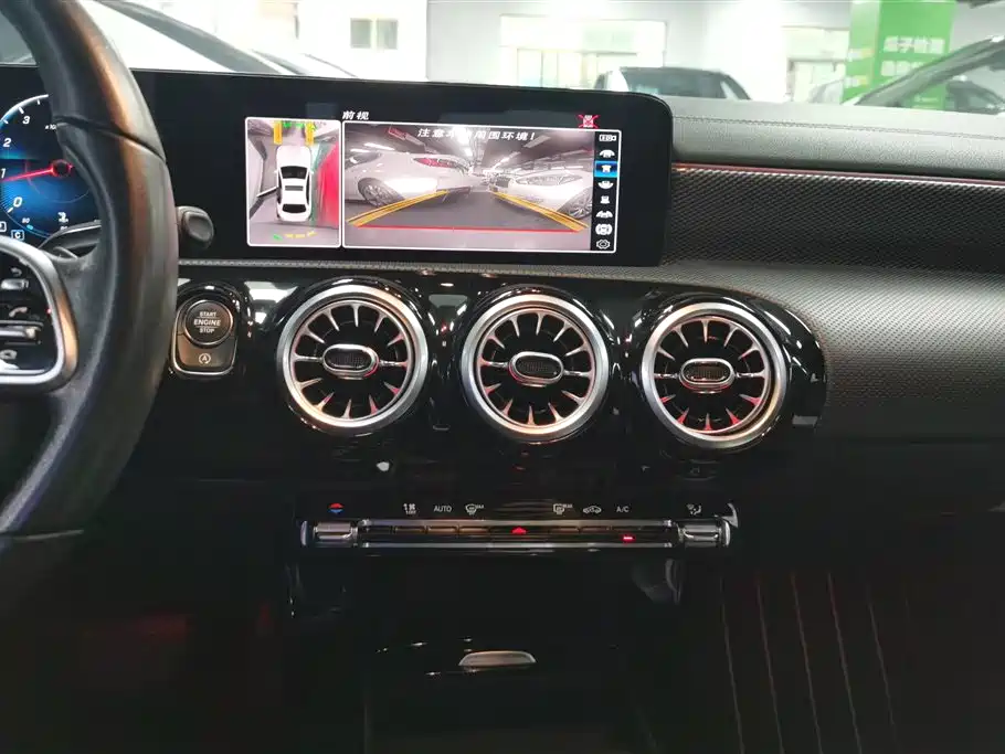 Mercedes-Benz A-Class 2021 — фото 13