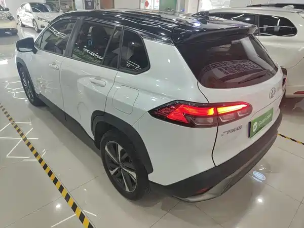 Toyota Frontlander 2022