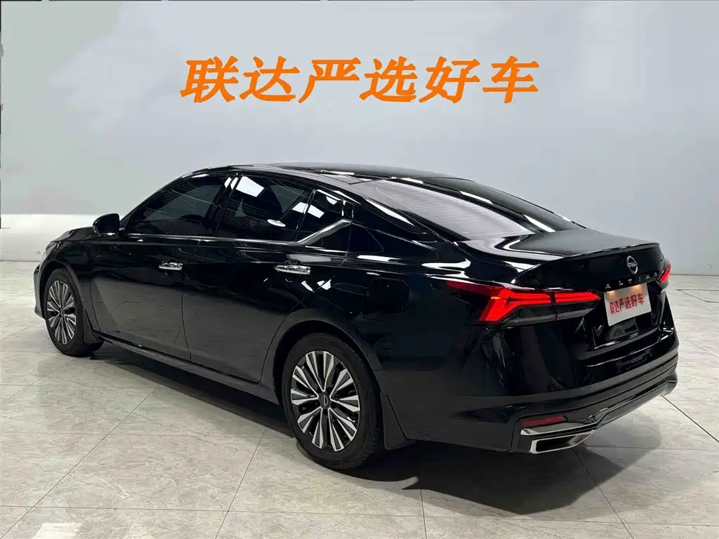 Nissan Teana 2022 — фото 23