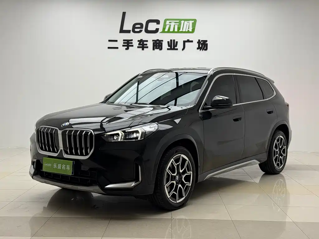 BMW X1 2025 — фото 1