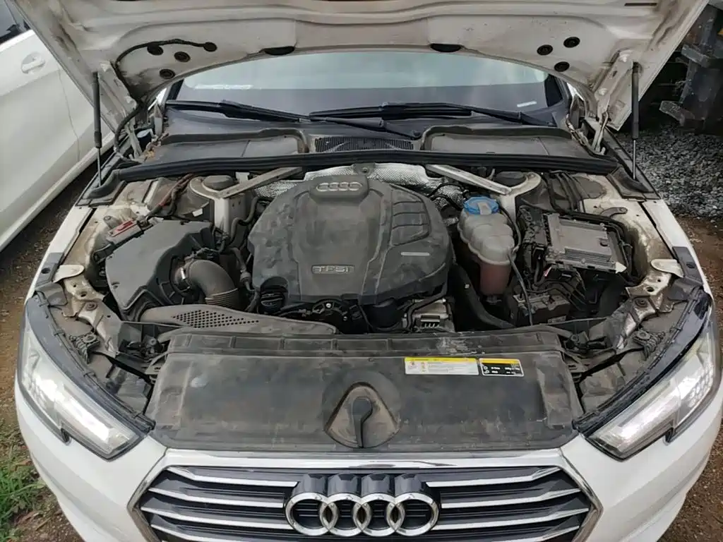 Audi A4L 2018 — фото 20