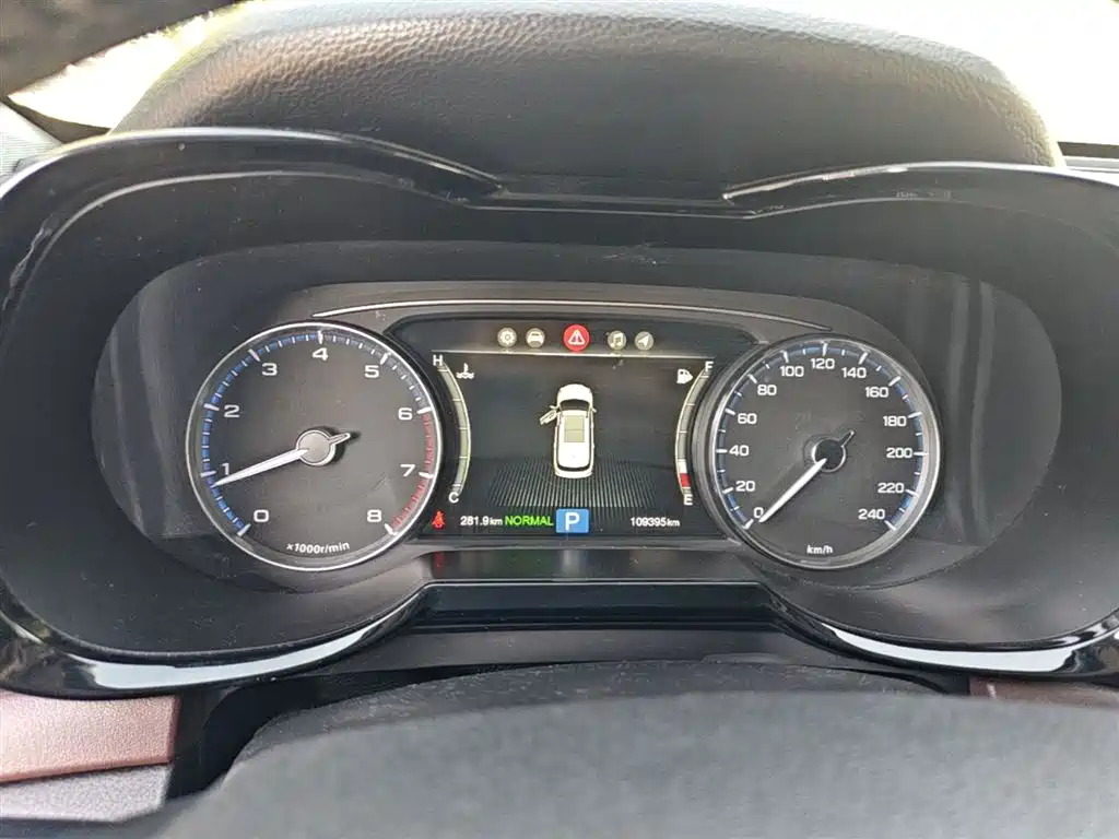 GAC Motor Trumpchi GS8 2019 — фото 12