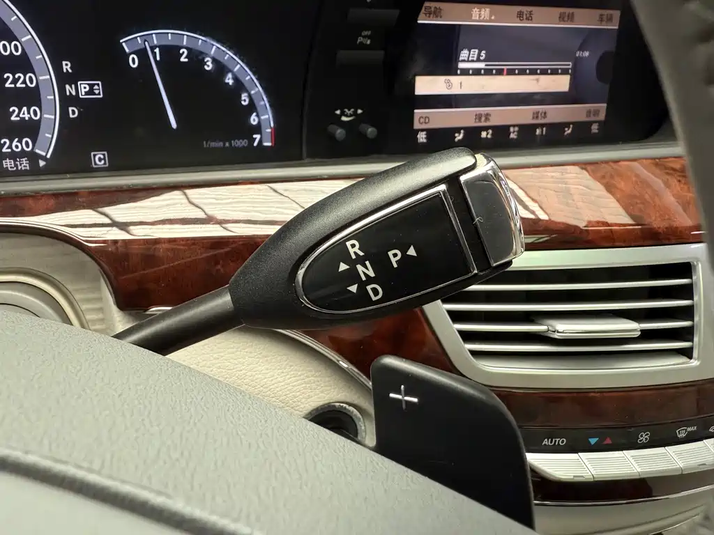 Mercedes-Benz S-Class 2010 — фото 8