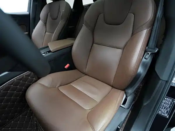 Volvo XC60 2024