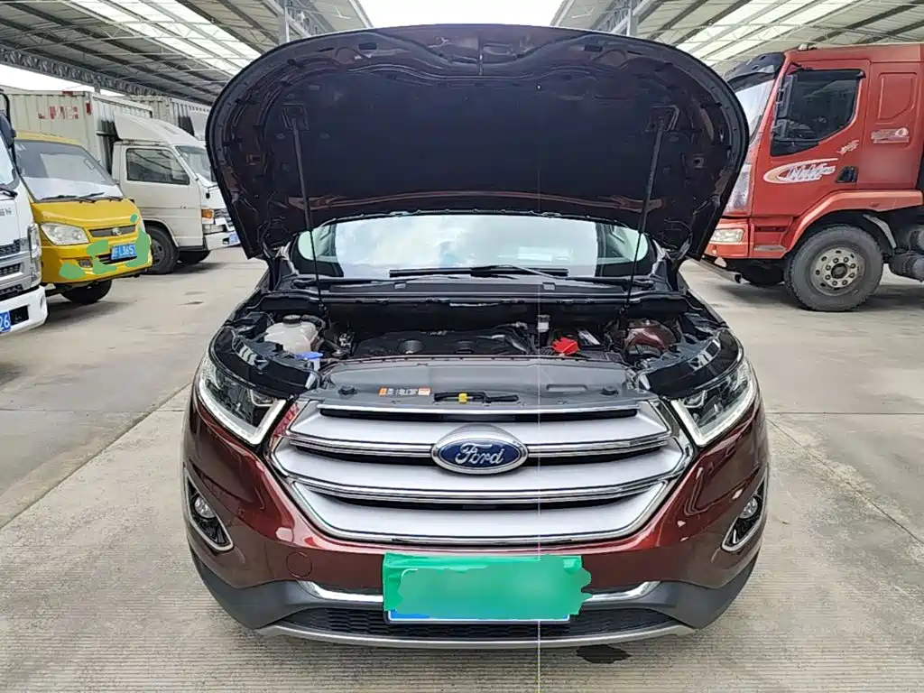Ford Edge 2017 — фото 20