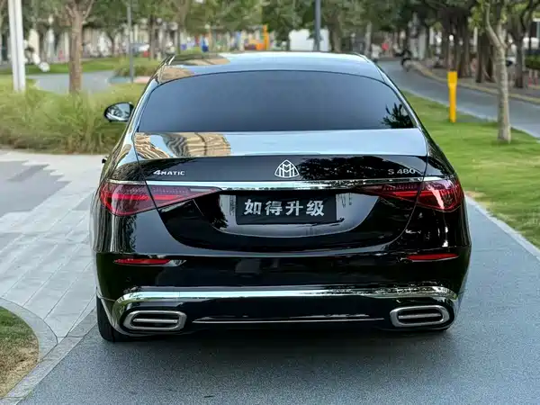 Mercedes-Benz S-Class 2012
